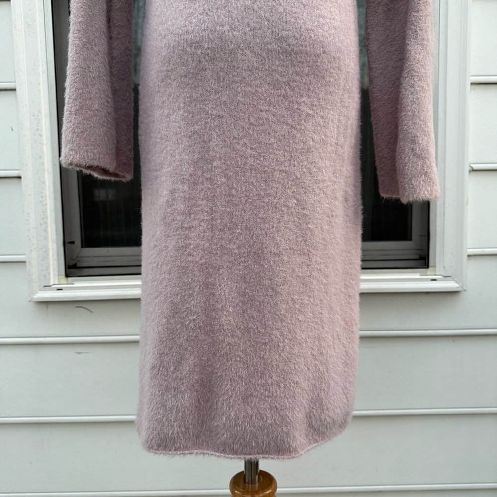 Sleeping on snow by Anthropologie Thornton Longline Fuzzy Cardigan Mauve Lilac - Picture 11 of 16